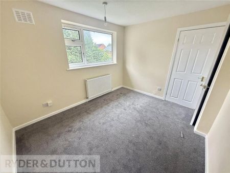 2 bedroom semi-detached house to rent - Photo 2