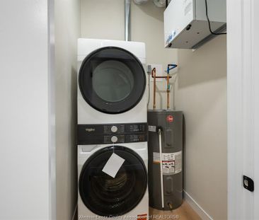 For Lease - 1711 Ford Boulevard Unit# 3, Windsor, Ontario - Photo 6