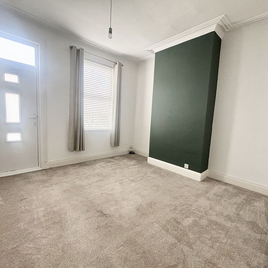 36 Fanshaw Road, S18 - Photo 1