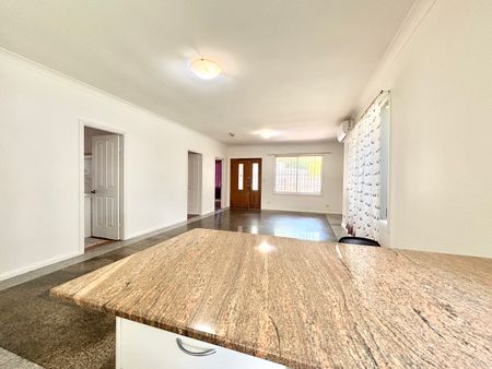 31 Courallie Avenue, Homebush West NSW 2140 - House For Rent | Domain - Photo 3