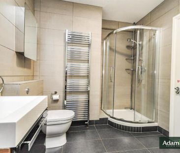 3 bedroom apartment to rent - Photo 6