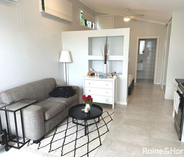 Contemporary Studio in Marrickville. Utilities Included - Photo 5