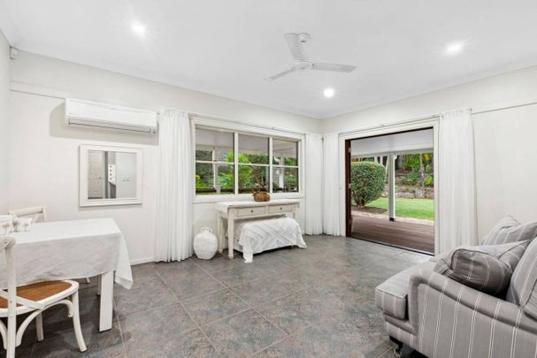 A Serene Escape in Noosa Hinterland - Spacious Queenslander Home - Photo 1