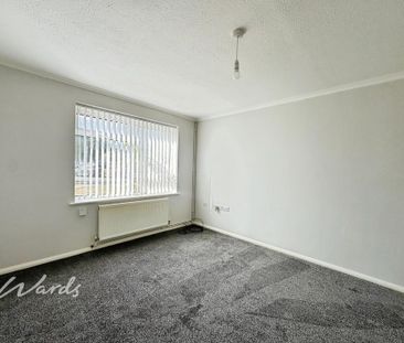 3 bedroom link detached house to rent - Photo 3