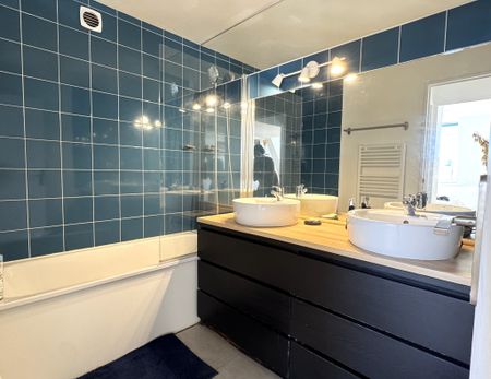 Location Appartement 2 pièces 46m² BORDEAUX 33000 - Photo 5