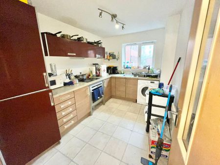 3 bedroom flat share to rent - Photo 5
