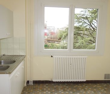 Location Appartement 2 pièces 48m² - Photo 4