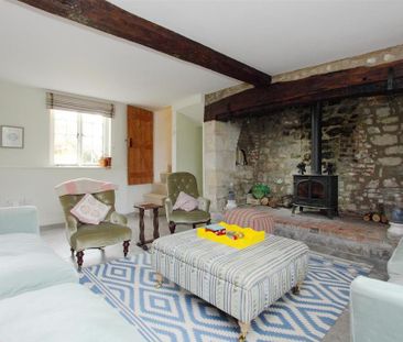 4 bedroom detached house to rent - Photo 1