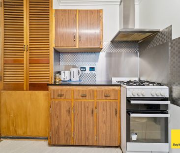 176 Aspinall Street - Photo 2