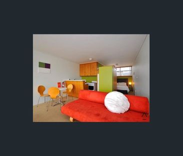 Had Enough Of Hotel Rooms? - Photo 6