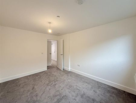Flat 55, 4 Martin Court, Hastings, TN34 1EF - Photo 2