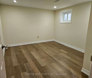 Detached Home For Lease | W8087636 - Photo 2