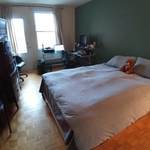 Sous-Location 41/2 * Sublet 2BDR 3-4-5-6 mois-months Ville-Marie - Photo 2