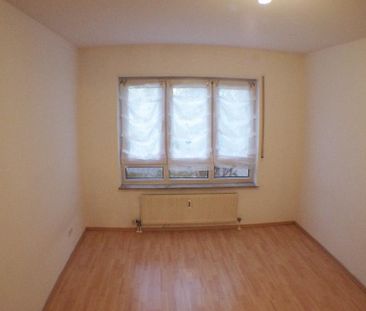 Helle 2-Zimmerwohnung mit Balkon - Photo 2