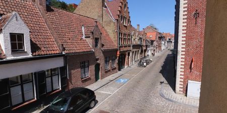 Appartement te huur in Brugge voor € 765 met 2 slaapkamers - Foto 2