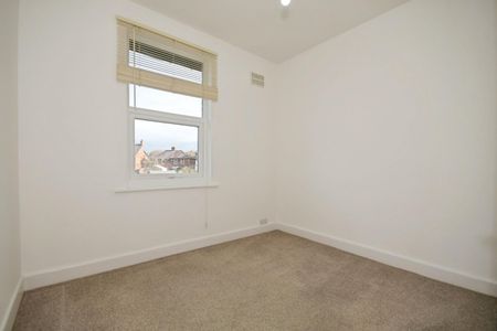 3 bedroom House To Let - Photo 4