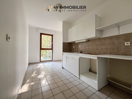 Location Appartement 2 pièces 56m² MEYLAN 38240 - Photo 5