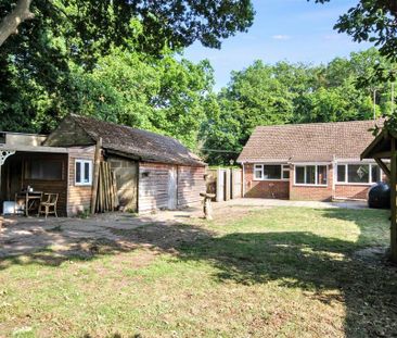 2 bedroom semi-detached bungalow to rent - Photo 6