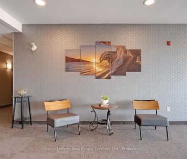 For Lease - 5010 Corporate Drive Unit# 405, Burlington, Ontario - Photo 2