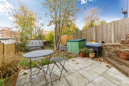 1 bedroom flat to rent - Photo 3