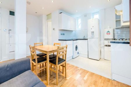 2 double bedroom property with balcony located in Holloway N7 - Photo 5