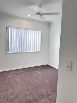 Collingwood Park - Photo 1