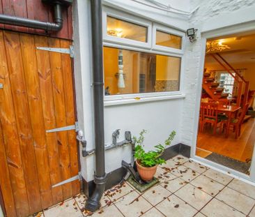 3 bedroom terraced house to rent - Photo 6