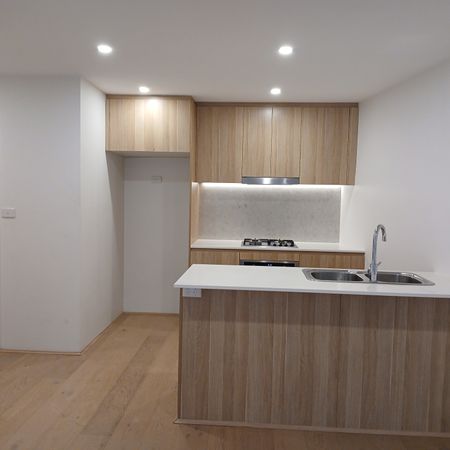 One bedroom affordable housing apartment - Photo 3