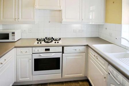 Milliners Court, AL1 - Photo 4