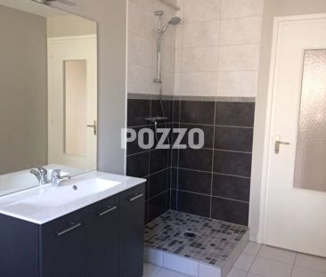 A LOUER APPARTEMENT F2 CENTRE VILLE DE VIRE (14) - Photo 2
