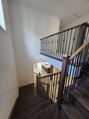 For Lease - 426 George Ryan Avenue, Oakville, Ontario - Photo 3