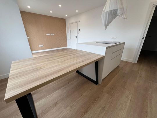 2 Bed Flat / Apartment to Rent - Photo 1