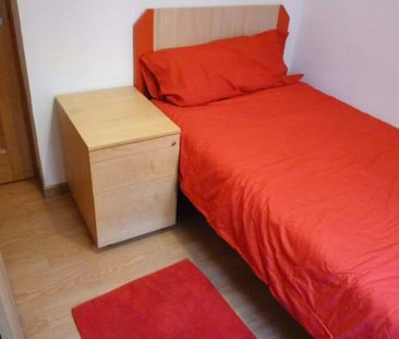 Calle Hortensia, Getafe, Community of Madrid 28903 - Photo 4