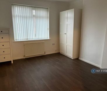 3 bedroom terraced house to rent - Photo 5