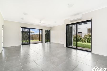 34 Withnall Circuit - Photo 5