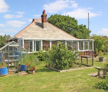 2 bedroom detached bungalow to rent - Photo 6