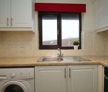 1 bedroom penthouse to rent - Photo 4