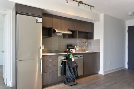 For Lease - 7 Mabelle Avenue Unit# 3010, Toronto, Ontario - Photo 2