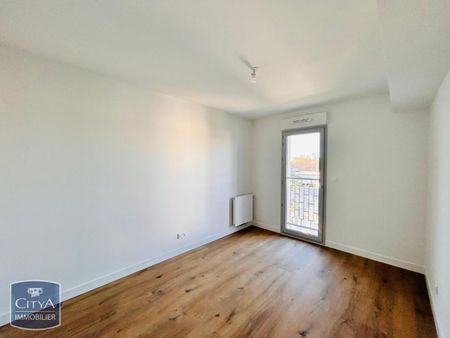 Location Appartement 3 pièces 75m² LAVAL 53000 - Photo 5