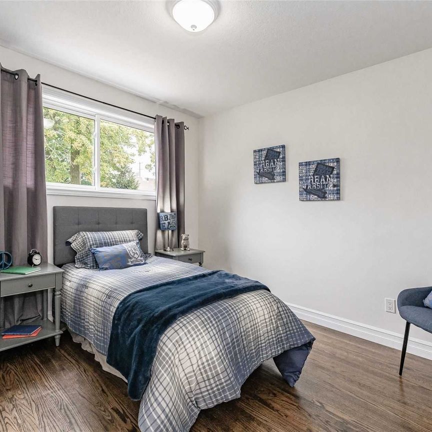 For Lease - 27 Brenlyn Court Unit# Upper, Hamilton, Ontario - Photo 1