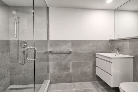 3460 Peel Street - Photo 2