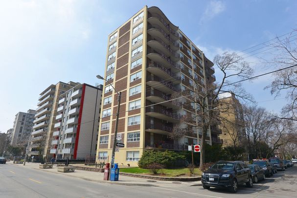 190 Jameson Avenue - Photo 1