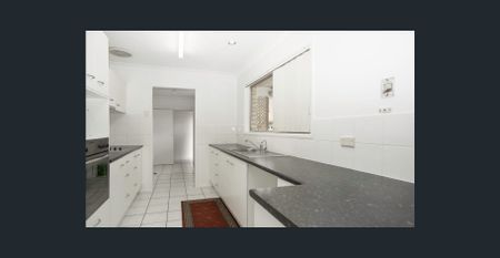 Spacious Family Home in the Heart of Banyo! - Photo 4