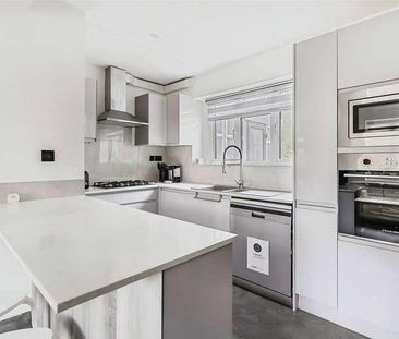 Lynwood Crescent, Ascot, Berkshire, SL5 - Photo 3