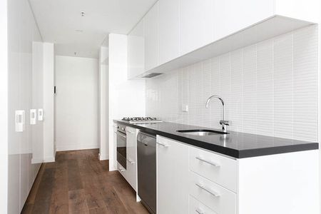 217/110 Keilor Road, Essendon VIC 3040 - Photo 3