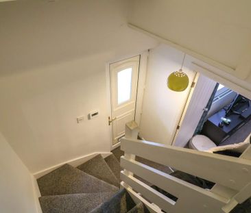 1 bedroom mews to rent - Photo 5