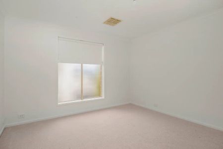 6 Frome Crescent, Mawson Lakes SA 5095 - Photo 3