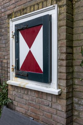 Te huur: Huis Helmstraat 1 in Den Haag - Foto 1