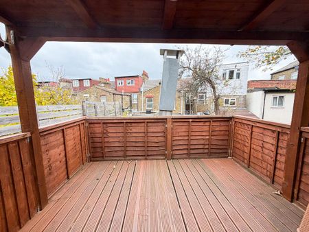 Studio to rent - Photo 5