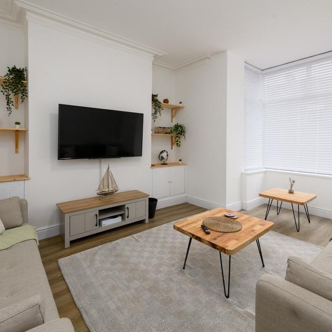 2 bedroom house to rent - Photo 1